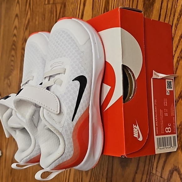 Nike Other - Nike Sneakers